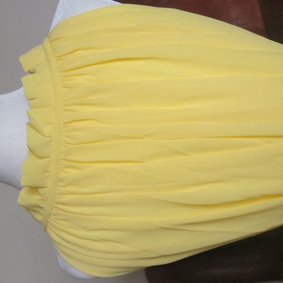 Dress - Picture 5 of 11